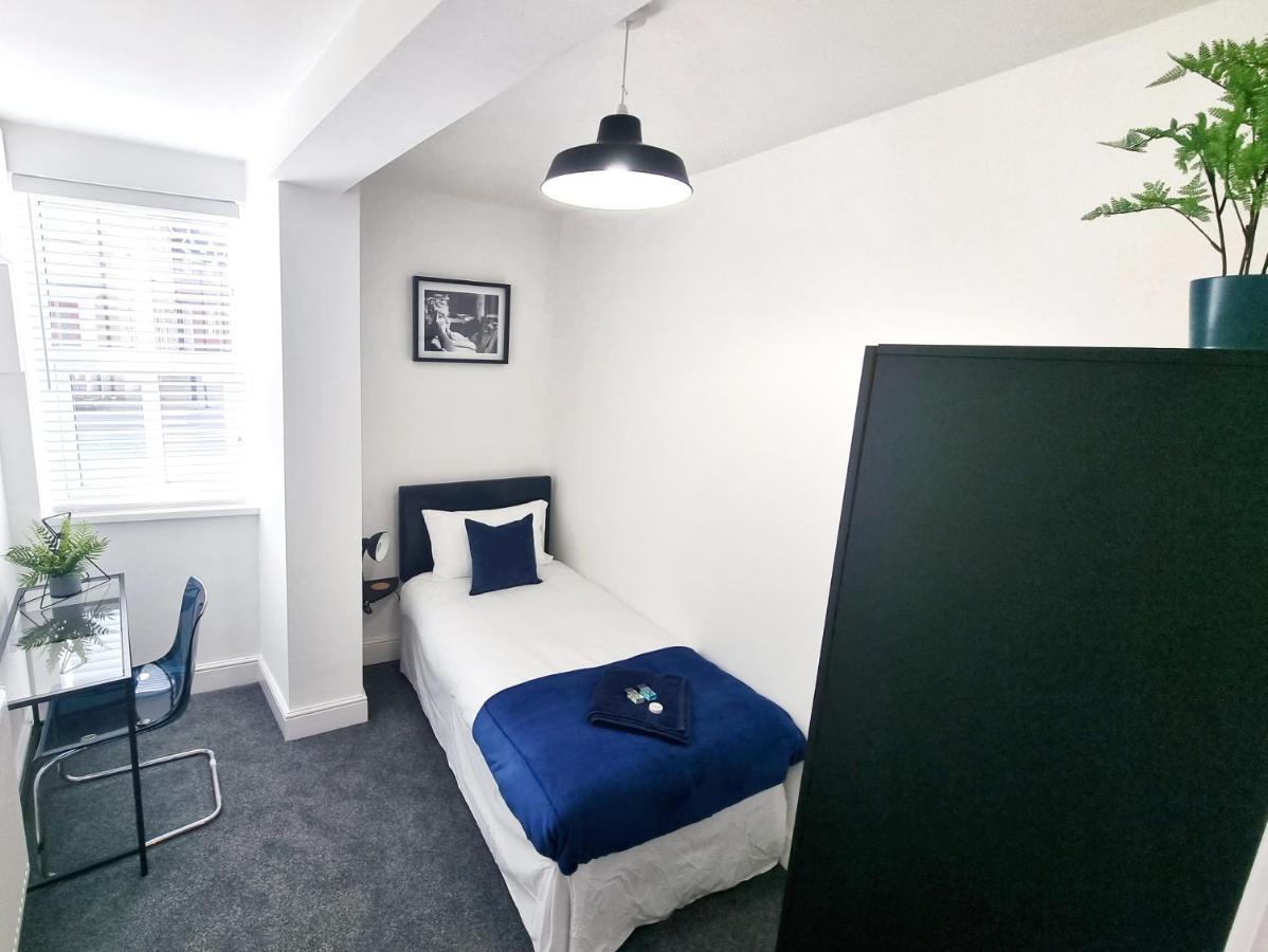 Stylish 2 Bed Apartment With Free Parking, Speed Wifi, Free Parking Colchester Exteriér fotografie